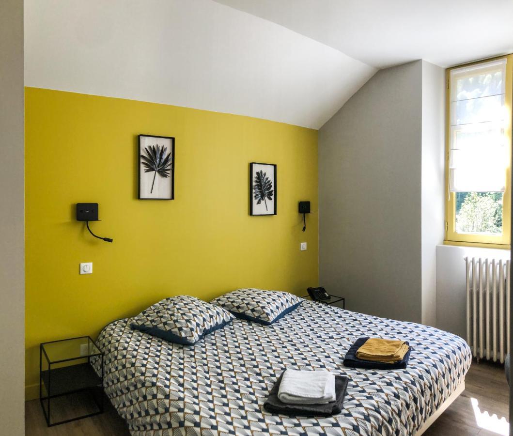 Hotel O Chiroulet Bagnères-de-Bigorre Zimmer foto