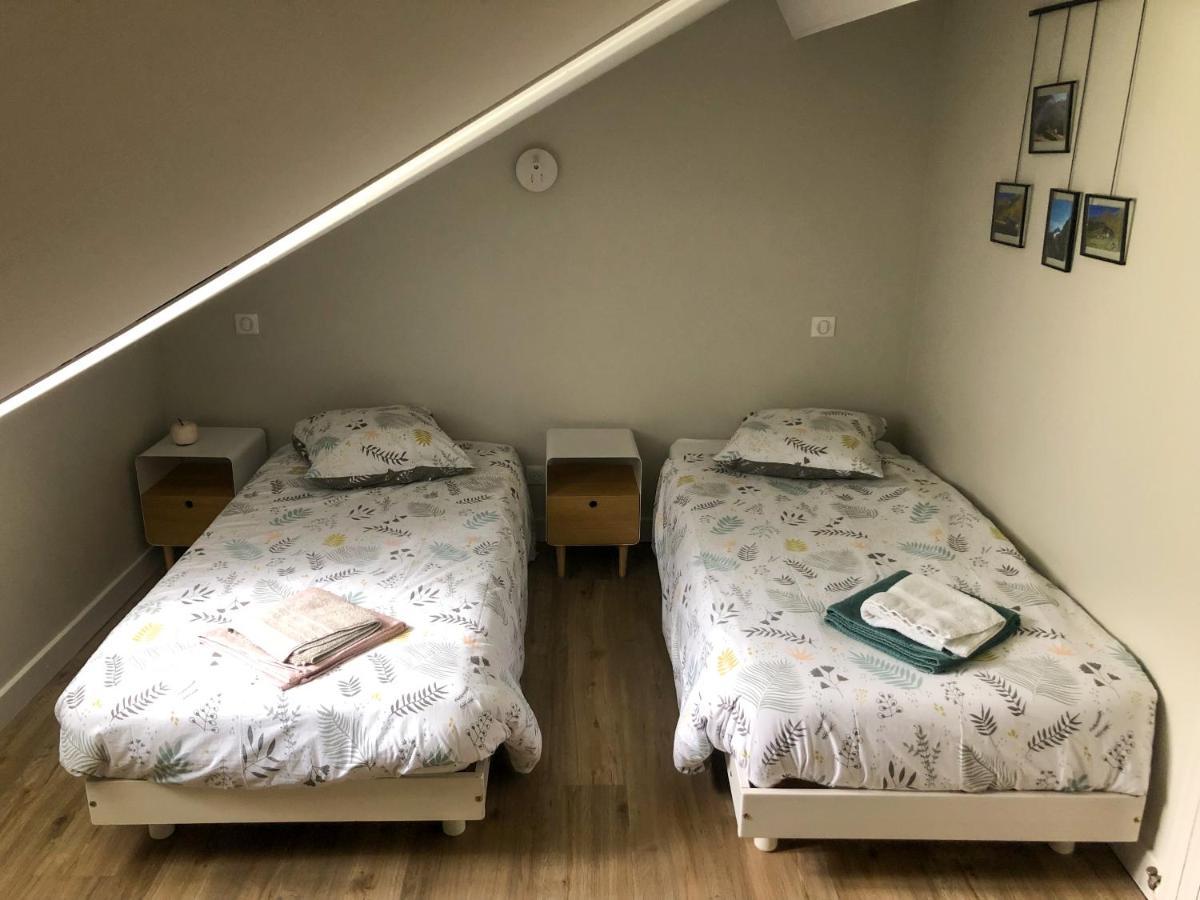 Hotel O Chiroulet Bagnères-de-Bigorre Zimmer foto
